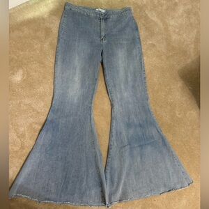 Rue 21 Women’s Super Flared Jeans (size 13)